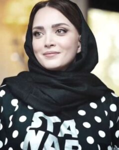 بیوگرافی بهنوش طباطبایی