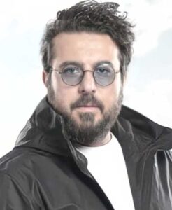 بیوگرافی محسن کیایی