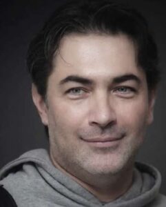 بیوگرافی پارسا پیروزفر