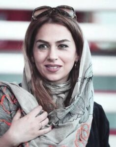 تینا پاکروان