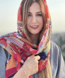 شقایق دهقان