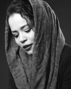 ملیکا شریفی نیا