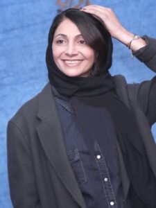 نیلوفر خوش خلق