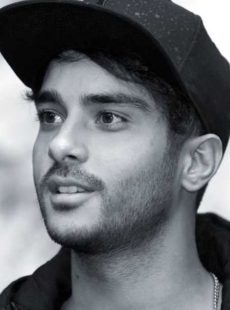 دانلود فیلم میان ماندن و رفتن دانلود فیلم میان ماندن و رفتن