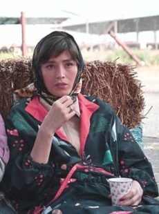 دانلود فیلم چرا گریه نمیکنی